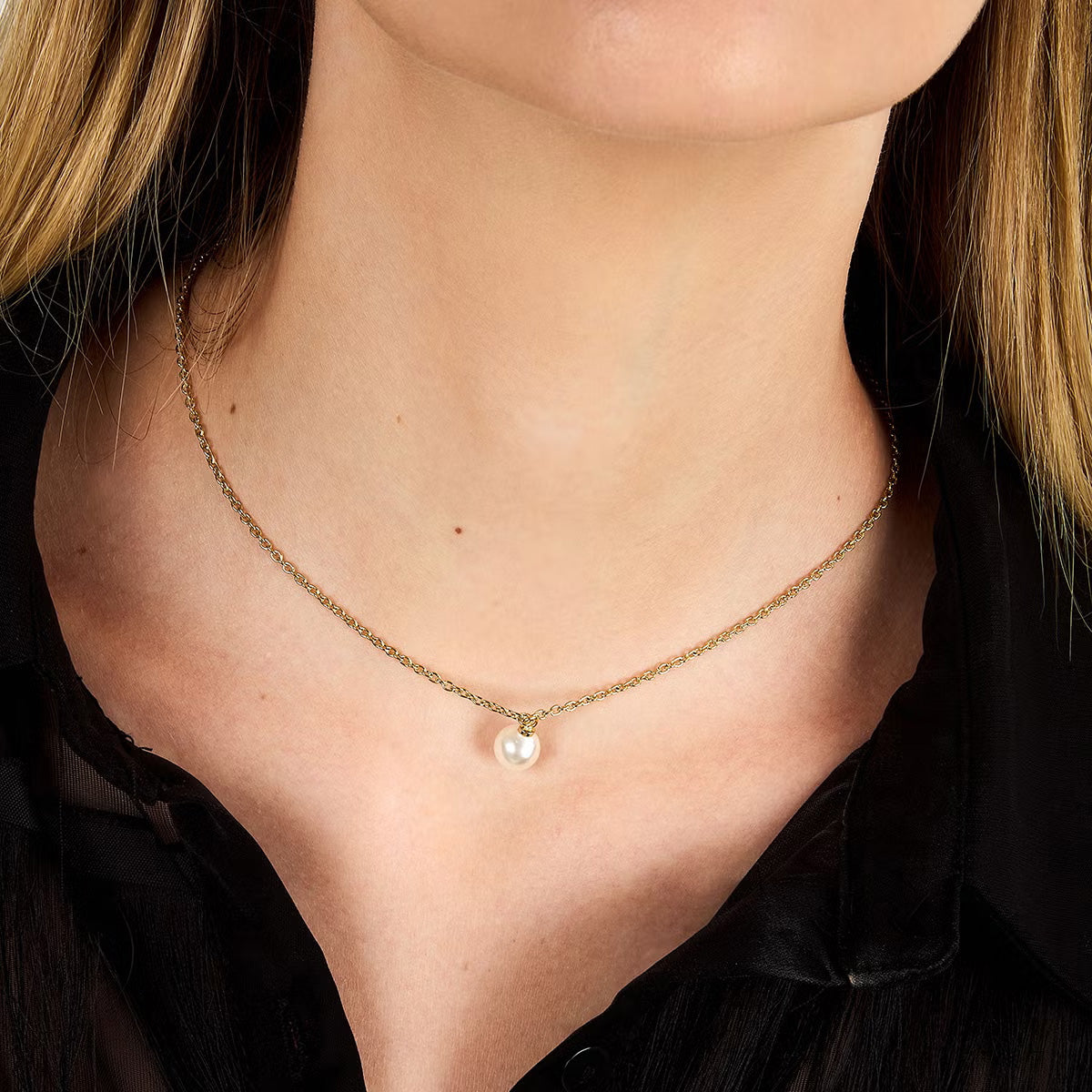 カール ラガーフェルド KARL LAGERFELD ネックレス ペンダント アクセサリー パールコレクション Pearl Collection イエローゴールド シェル パール ホワイト KLAYR18
