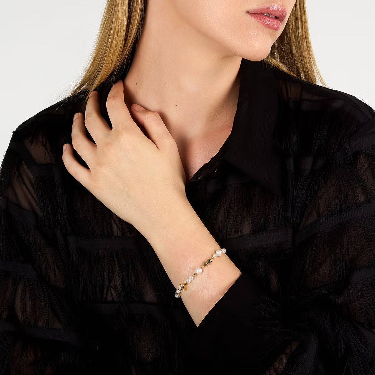 カール ラガーフェルド KARL LAGERFELD ブレスレット アクセサリー パールコレクション Pearl Collection イエローゴールド シェル パール ホワイト クリスタル バゲット カット ストーン KLAYR19
