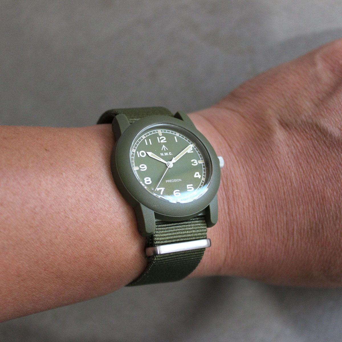 ナバルウォッチ NAVAL WATCH 腕時計 メンズ レディース ミリタリー Camper TYPE カーキ Mil.-08ca-OG【2026 新作】