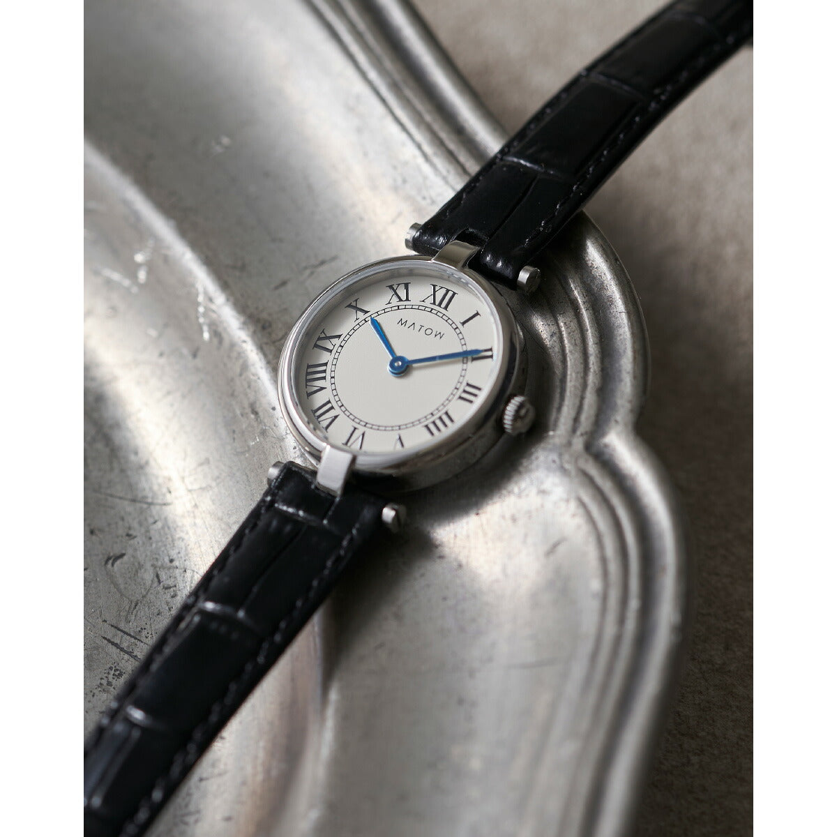 マトウ MATOW 腕時計 レディース Aura アウラ ラウンドシルバー ブラックレザー MW008001【2026 新作】