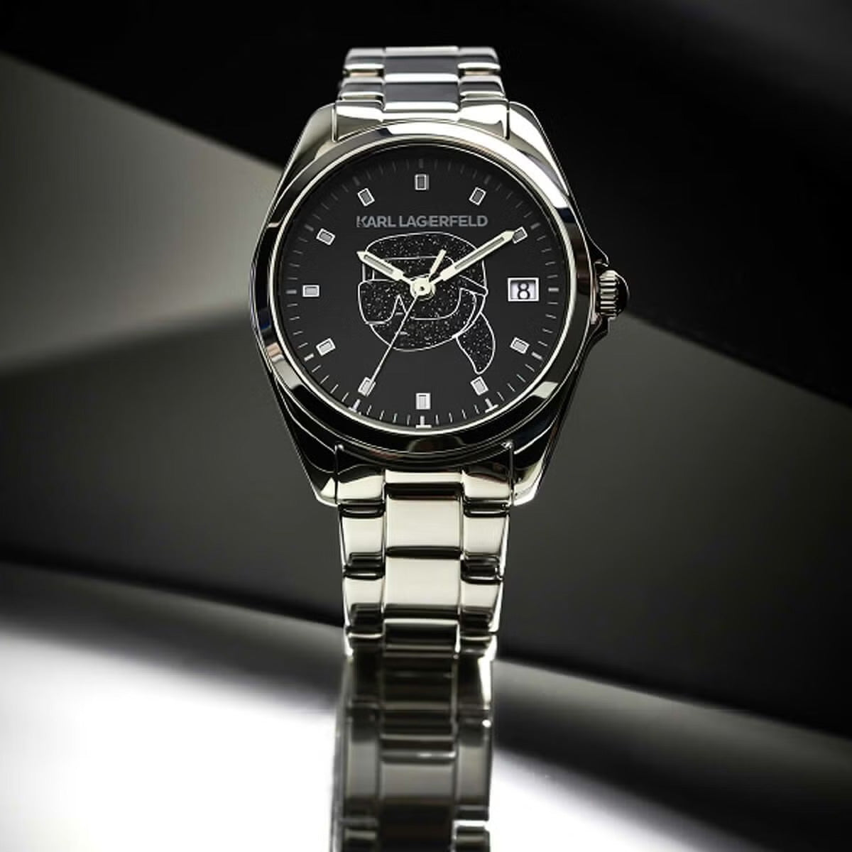 カール ラガーフェルド KARL LAGERFELD 腕時計 メンズ レディース ラウンド エッセンシャル ROUND ESSENTIALS スペシャル ボックス ブラック クリスタル ダイヤモンドダスト アイコン ダイヤル シルバー ブレスレット カール＋シュペット チャーム ブレスレット R0553101516【60回分割手数料無料！】