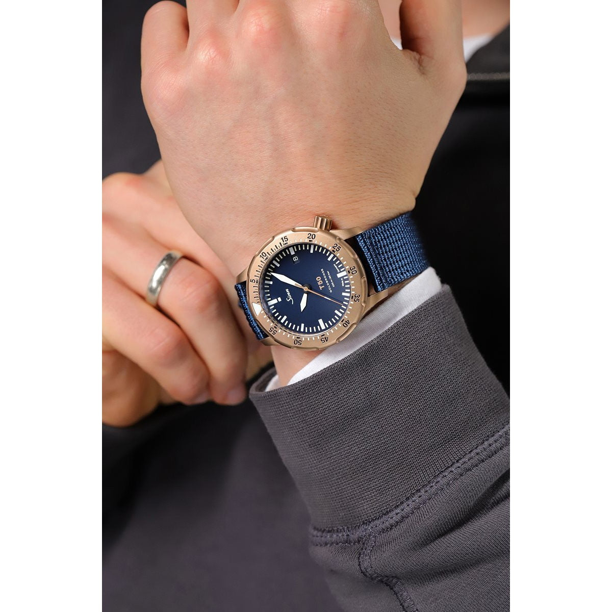 Sinn ジン T50 GOLDBRONZE B 自動巻き 腕時計 メンズ Diving Watches テキスタイルストラップ ドイツ製 世界限定300本【60回分割手数料無料！】