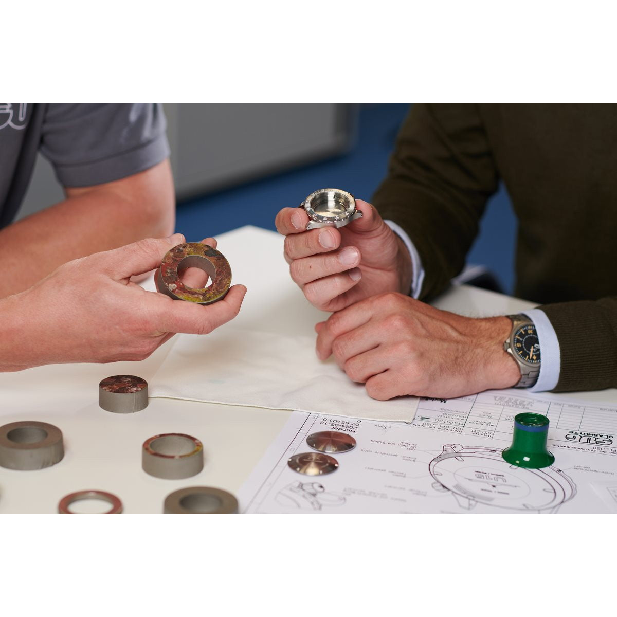 Sinn ジン U15 自動巻き 腕時計 メンズ Diving Watches ダイバーズウォッチ ステンレスバンド ドイツ製【60回分割手数料無料！】