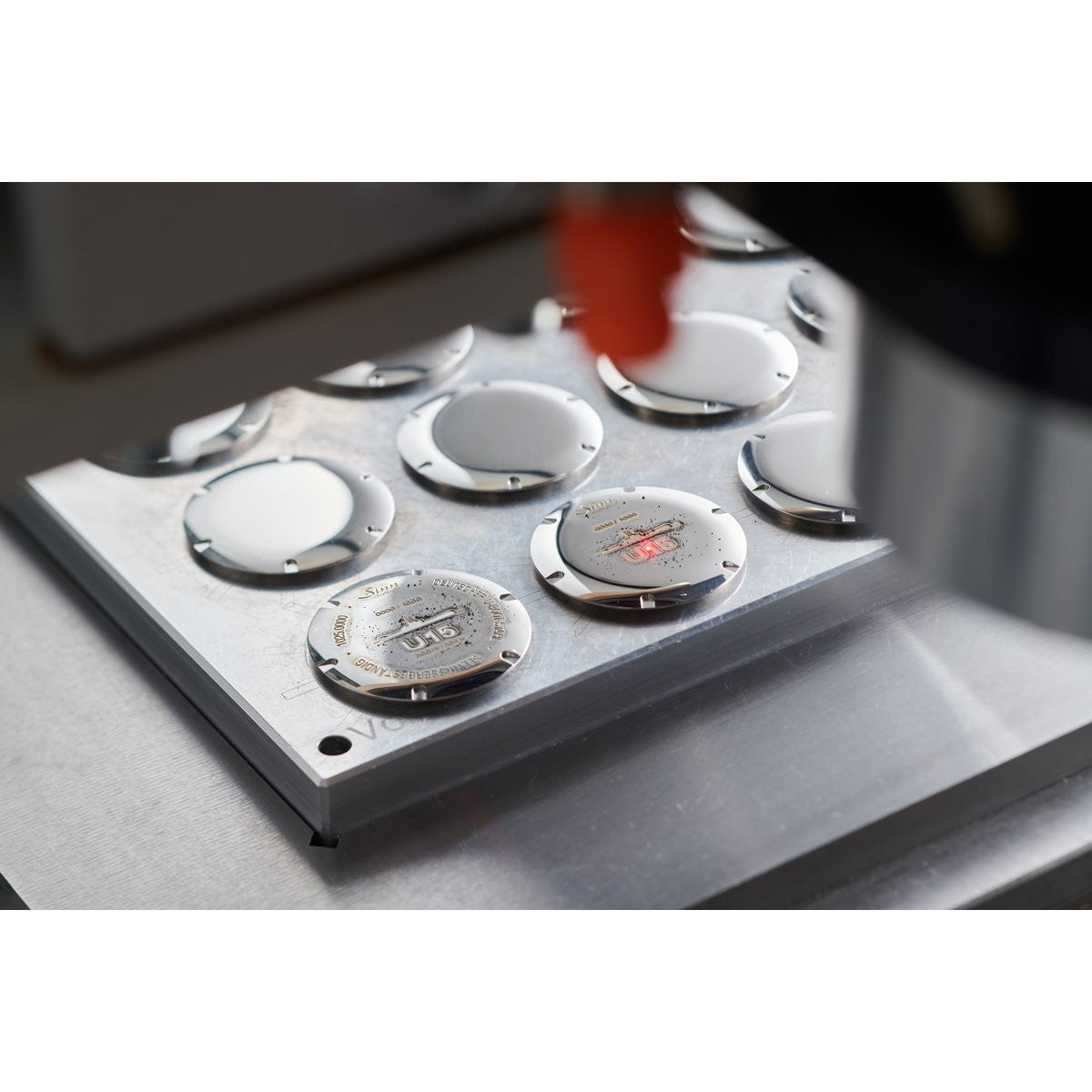 Sinn ジン U16 自動巻き 腕時計 メンズ Diving Watches ダイバーズウォッチ ステンレスバンド ドイツ製【60回分割手数料無料！】