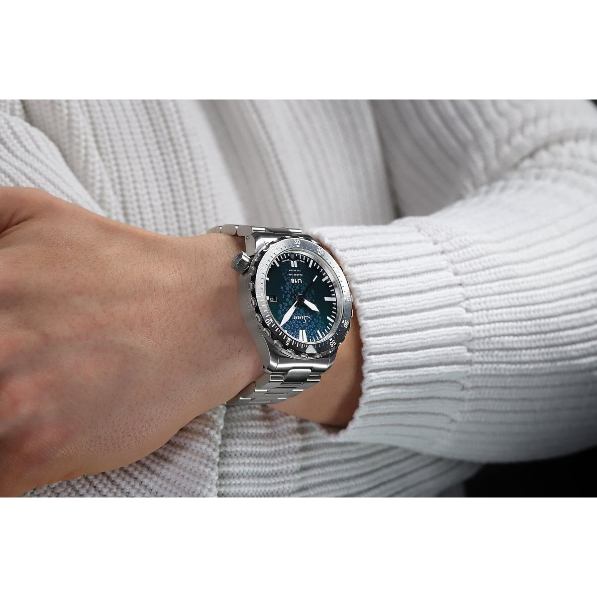 Sinn ジン U18 自動巻き 腕時計 メンズ Diving Watches ダイバーズウォッチ ステンレスバンド ドイツ製【60回分割手数料無料！】