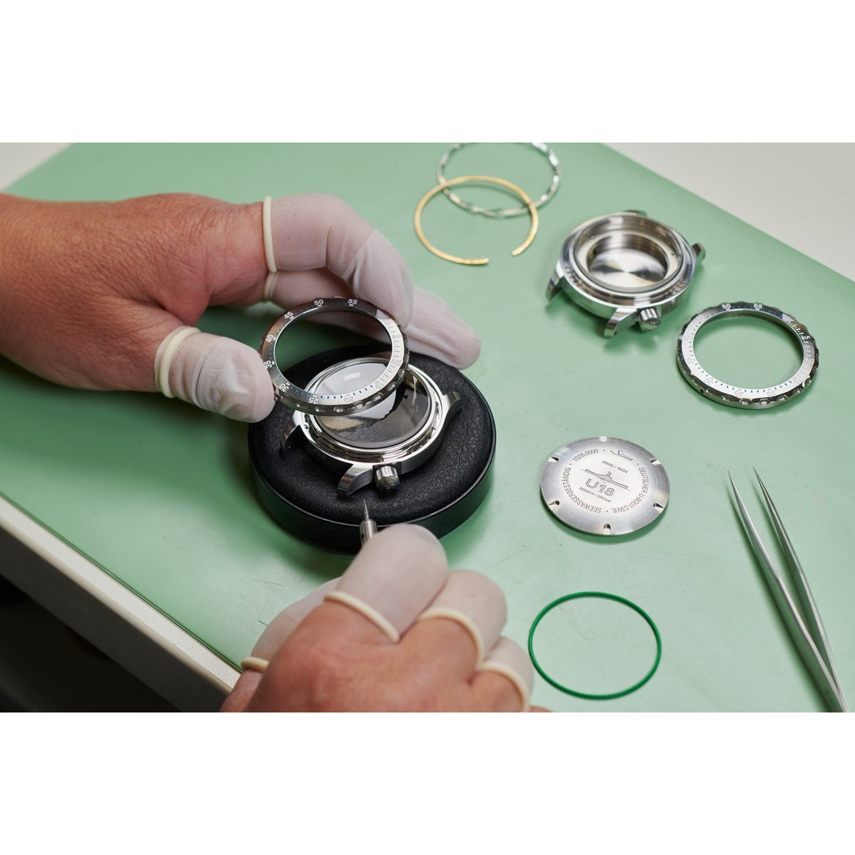 Sinn ジン U18 自動巻き 腕時計 メンズ Diving Watches ダイバーズウォッチ ステンレスバンド ドイツ製【60回分割手数料無料！】