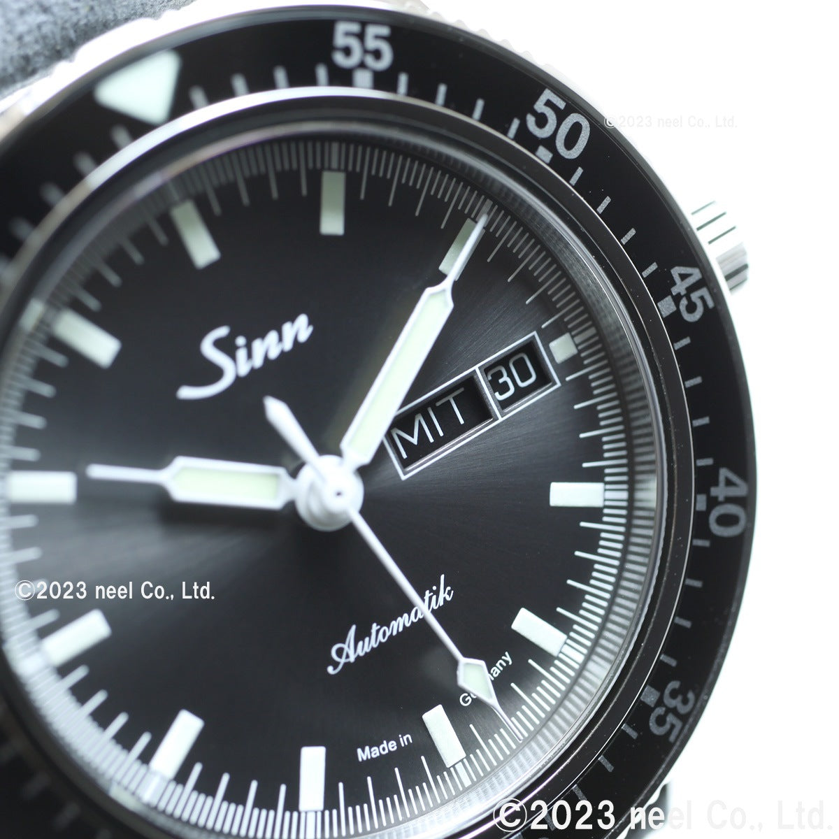 【60回分割手数料無料！】Sinn ジン 104.ST.SA.IA 自動巻き 腕時計 メンズ Instrument Watches インストゥルメント ウォッチ アルカンターラストラップ ドイツ製