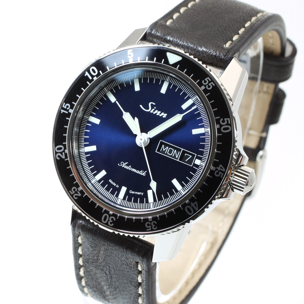 【60回分割手数料無料！】Sinn ジン 104.ST.SA.IB 自動巻き 腕時計 メンズ Instrument Watches インストゥルメント ウォッチ カウレザーストラップ ドイツ製