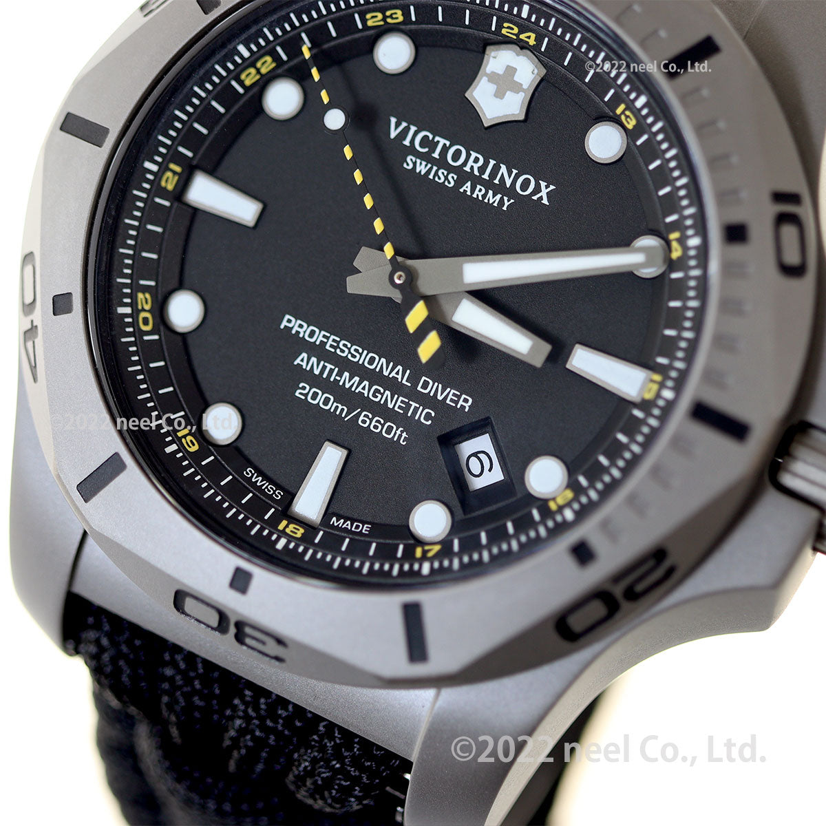 ビクトリノックス VICTORINOX イノックス I.N.O.X. 腕時計 メンズ プロフェッショナル ダイバー タイタニウム ブラック 241812.2