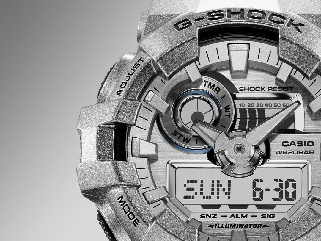 G-SHOCK カシオ Gショック CASIO 限定モデル アナデジ 腕時計 メンズ GA-700FF-8AJF Forgotten future  シリーズ シルバー【2023 新作】