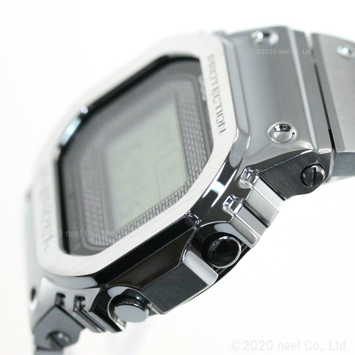 カシオ Gショック CASIO G-SHOCK デジタル ソーラー 電波時計 Bluetooth ブルートゥース 対応 腕時計 メンズ フルメタル シルバー GMW-B5000D-1JF