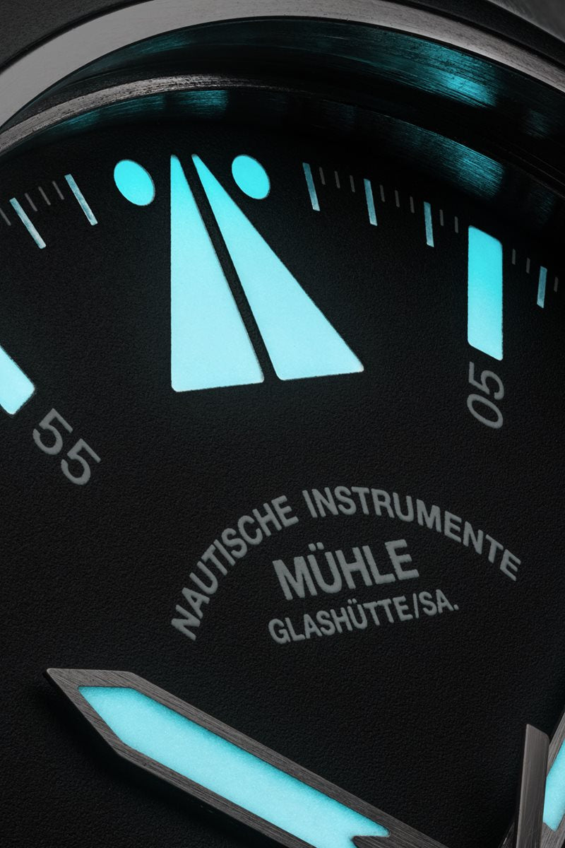 【60回分割手数料無料！】【正規品】ミューレ・グラスヒュッテ Muhle Glashutte S.A.R. Mission-Timer Titan ミッション・タイマー 43mm 自動巻き メンズ 腕時計 M1-51-03-KB ドイツ製