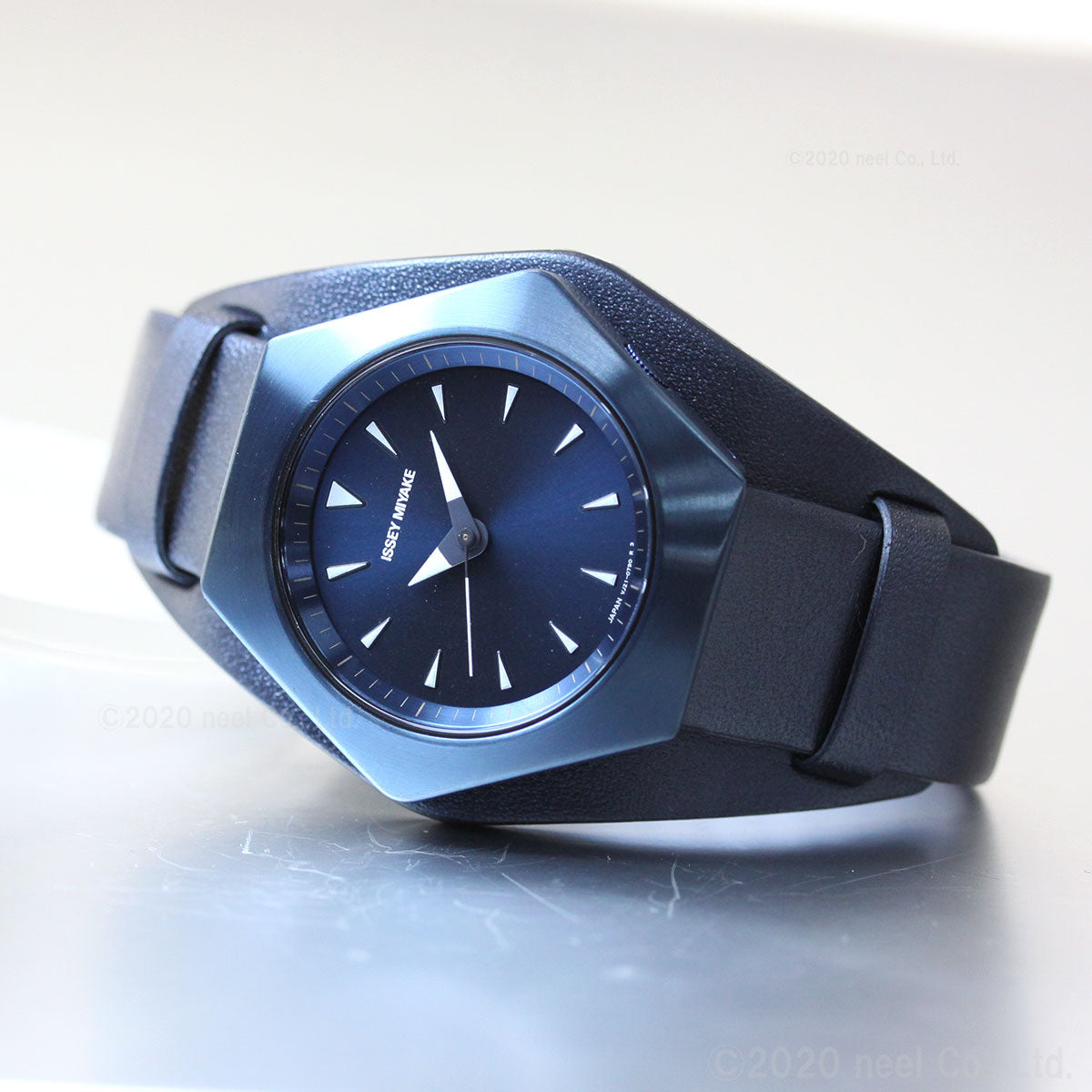 イッセイミヤケ ISSEY MIYAKE 腕時計 メンズ レディース ロク ROKU コンスタンティン・グルチッチ氏 コラボ 限定モデル NYAM702