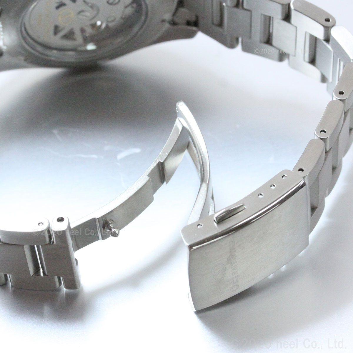 オリエントスター ORIENT STAR アバンギャルドスケルトン 腕時計 メンズ 自動巻き 機械式 スポーツ RK-AV0A02S