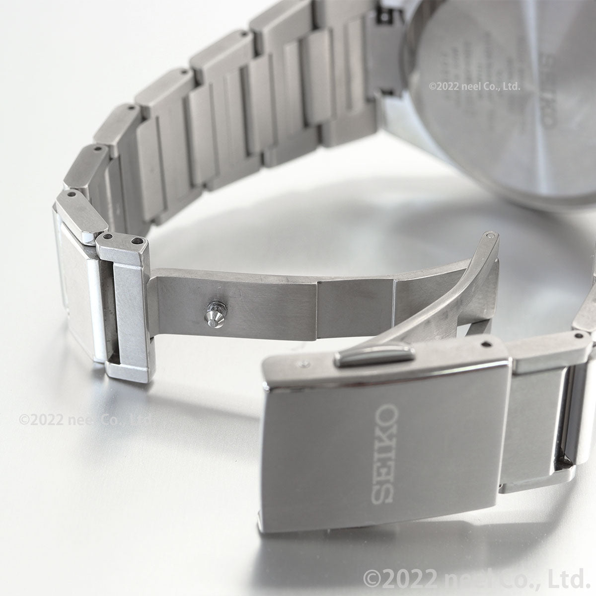 セイコー アストロン ネクスター SBXY053 NEXTER メンズ 腕時計 ソーラー 電波 ワールドタイム SEIKO ASTRON ノーヴァ NOVA チタン
