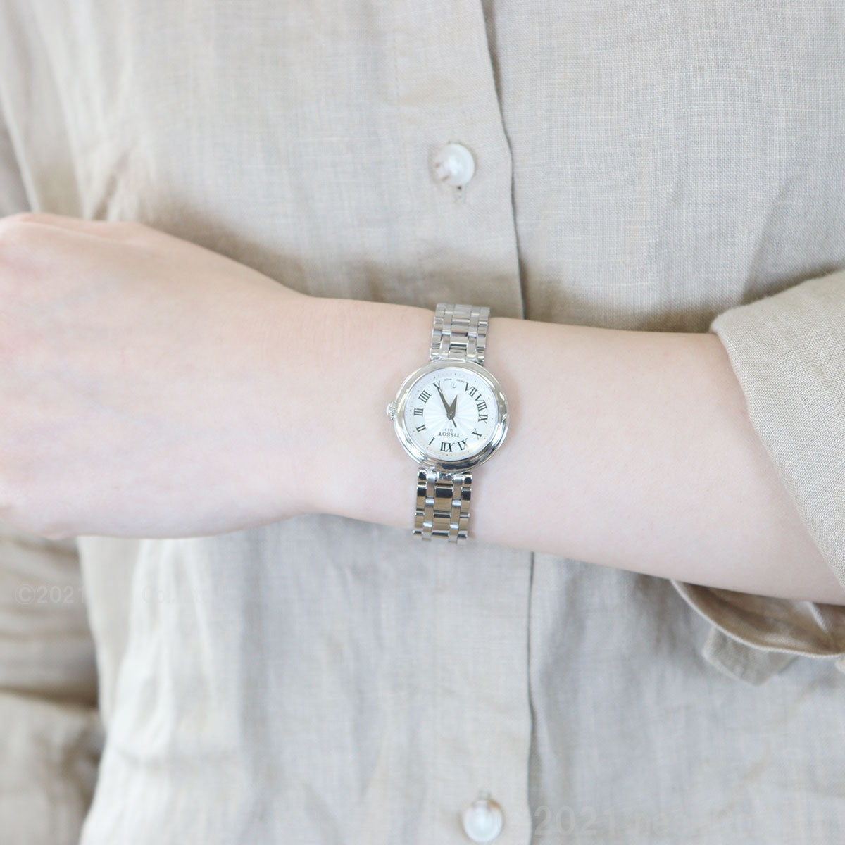 TISSOT ティソT-12' Silvertone Watchレディース腕時計