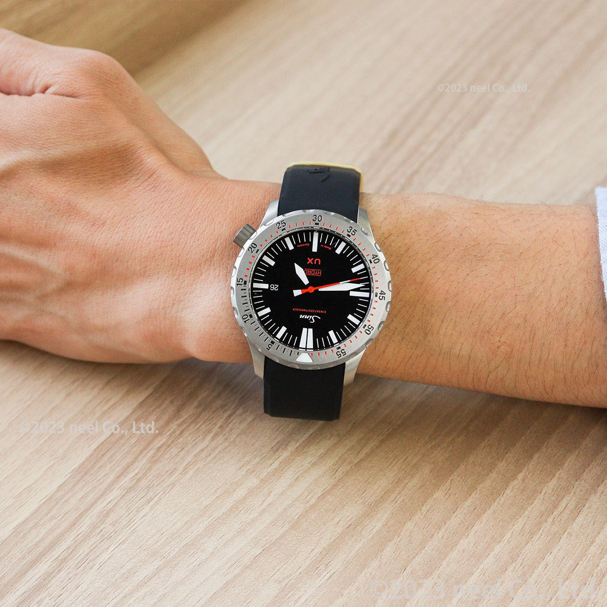 Sinn ジン UX(EZM2B) 腕時計 メンズ Diving Watches Sinn ジン UX(EZM2B) 腕時計 メンズ Diving Watches